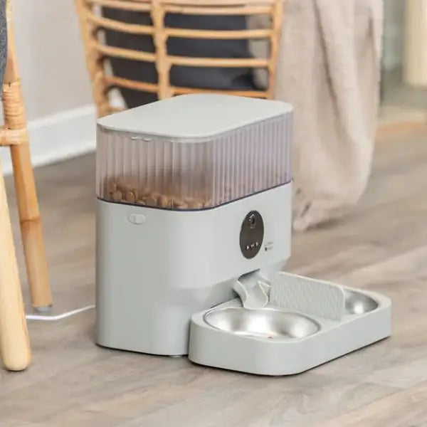 Distributore automatico di cibo TX-C Smart 5.0L con videocamera integrata Trixie   Bauzaar.it
