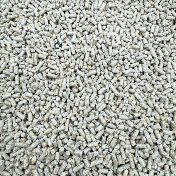 greencat plus lettiera vegetale e agglomerante per gatti cereali e erba medica immagine4