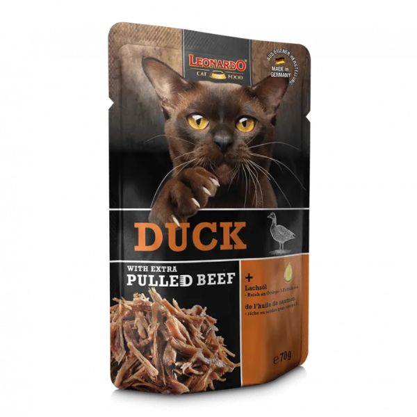 Image of Leonardo Cat Food Pulled Beef 70 gr - Anatra con straccetti di manzo Confezione da 16 pezzi Cibo umido per gatti